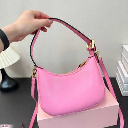 HOBO 22 BAG IN LIGHT PINK CALFSKIN